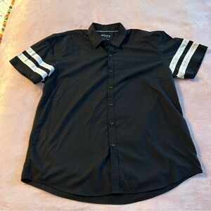 Westy black short sleeve button up with white around sleeves size XL casual